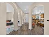 10147 Skyline Heights Dr - Photo 4