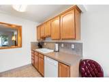 697 32ND St - Photo 10