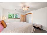 697 32ND St - Photo 22