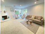 2872 Suffolk Ct - Photo 9