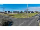  Avenue S - Photo 3