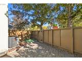 1608 Rolling Hill Dr - Photo 37