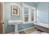 2386 Glisan St - Photo 12