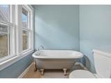 2386 Glisan St - Photo 13