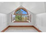 2386 Glisan St - Photo 17