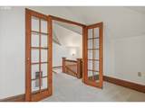 2386 Glisan St - Photo 18