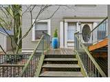 2386 Glisan St - Photo 20