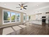 5236 Henderson St - Photo 11