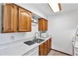 2555 Hughes Dr - Photo 11