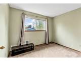 2555 Hughes Dr - Photo 13