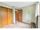 2555 Hughes Dr - Photo 14