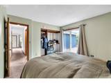 2555 Hughes Dr - Photo 19