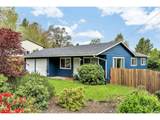 2555 Hughes Dr - Photo 2