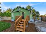 7824 Yamhill St - Photo 27