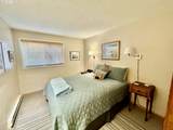 1070 Bay St - Photo 12