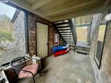 1070 Bay St - Photo 18