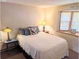 1070 Bay St - Photo 28