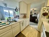 1070 Bay St - Photo 5