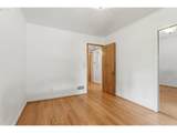 11311 Division St - Photo 18