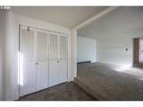 550 8TH St - Photo 12