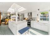 3425 33rd Ave - Photo 16