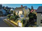 997 16TH St - Photo 4