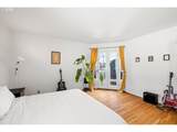 1811 Couch St - Photo 14