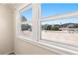 1811 Couch St - Photo 19