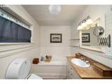 938 Oak St - Photo 14