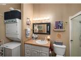 938 Oak St - Photo 36