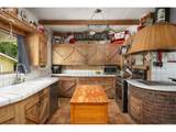 938 Oak St - Photo 7
