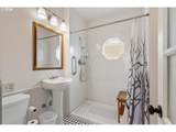 1439 3RD St - Photo 25