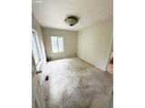 93206 Brownsmead Hill Rd - Photo 10