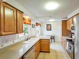 1944 Santiam Dr - Photo 10