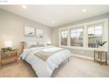 627 Randall Ave - Photo 17