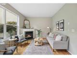 550 Knott St - Photo 5