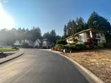 980 Holly Ave - Photo 15