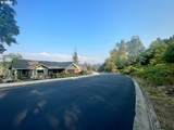 980 Holly Ave - Photo 17