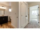 231/233 41ST Pl - Photo 26