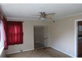 138 Maple Blvd - Photo 4