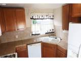 138 Maple Blvd - Photo 5