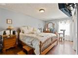 5565 Evergreen Blvd - Photo 18