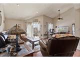 5565 Evergreen Blvd - Photo 5