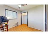 820 Parallel St - Photo 16