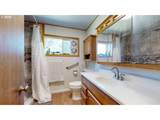 820 Parallel St - Photo 19