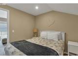 25 Clarke St - Photo 42
