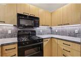 300 8TH St - Photo 16