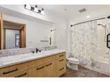 300 8TH St - Photo 18