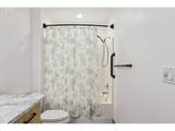 300 8TH St - Photo 19