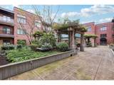 300 8TH St - Photo 32